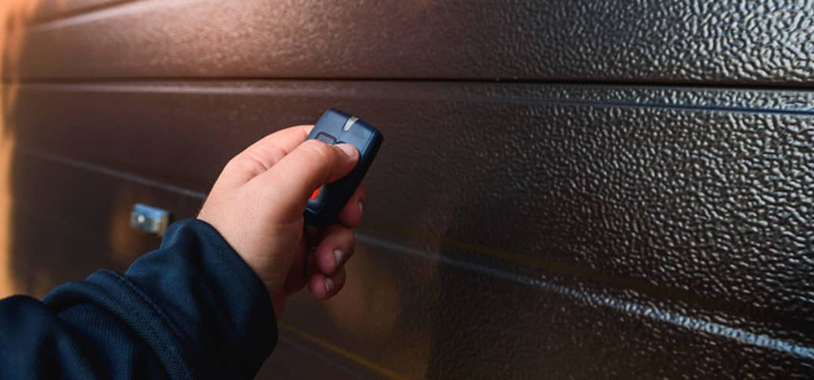 automatic door opener with remote control in Dublin
